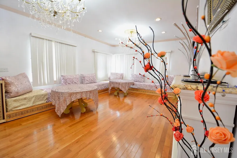 89 SE Rose Street Wood-Ridge, NJ 07075