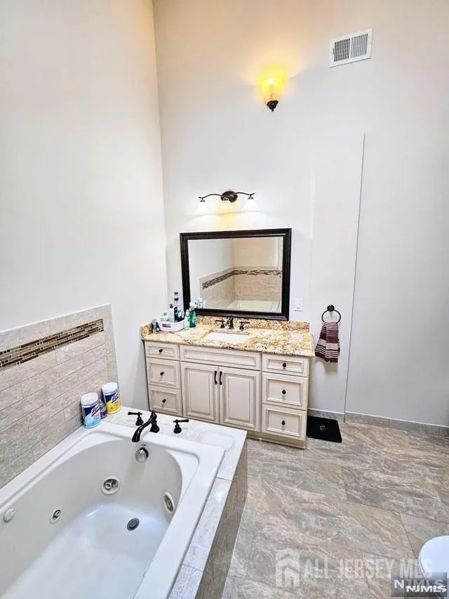 89 SE Rose Street Wood-Ridge, NJ 07075