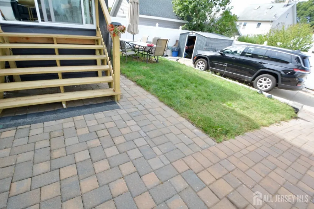 89 SE Rose Street Wood-Ridge, NJ 07075