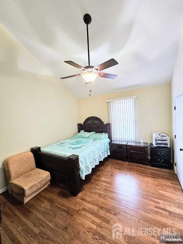 89 SE Rose Street Wood-Ridge, NJ 07075