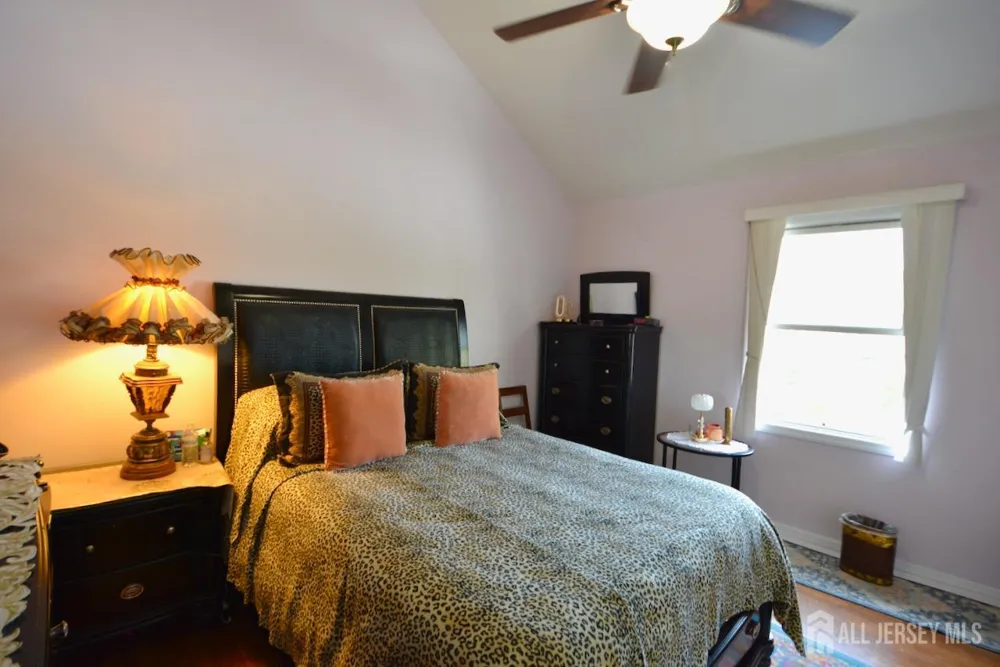 89 SE Rose Street Wood-Ridge, NJ 07075
