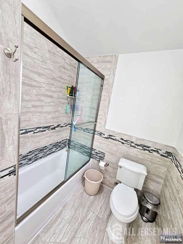 89 SE Rose Street Wood-Ridge, NJ 07075