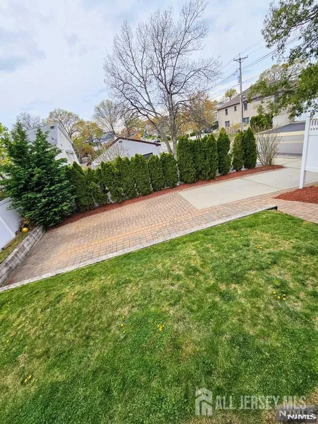 89 SE Rose Street Wood-Ridge, NJ 07075