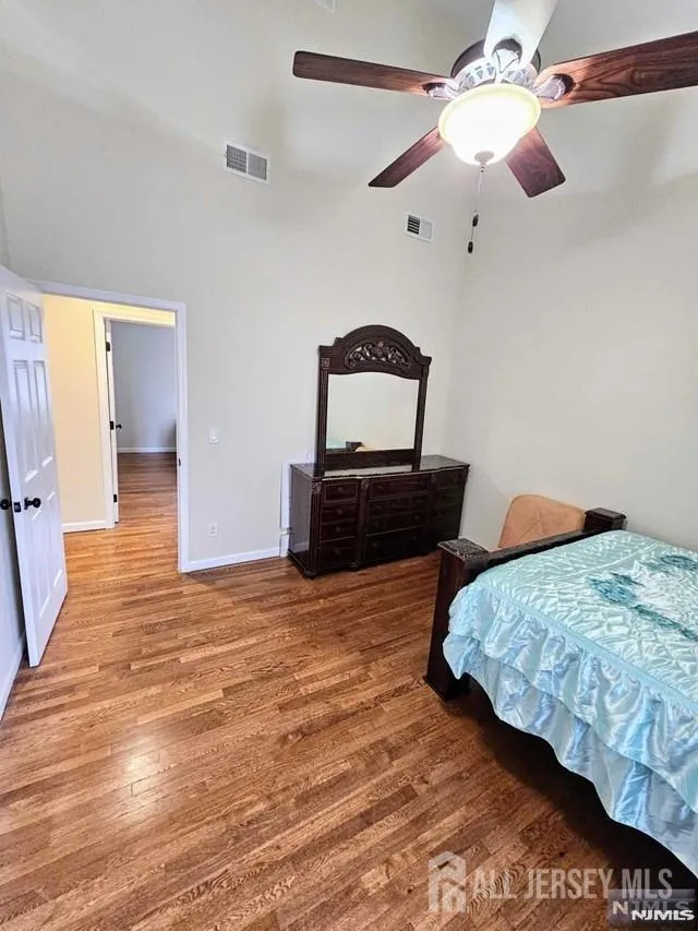 89 SE Rose Street Wood-Ridge, NJ 07075