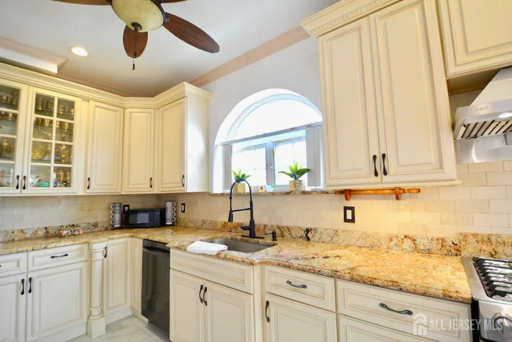 89 SE Rose Street Wood-Ridge, NJ 07075
