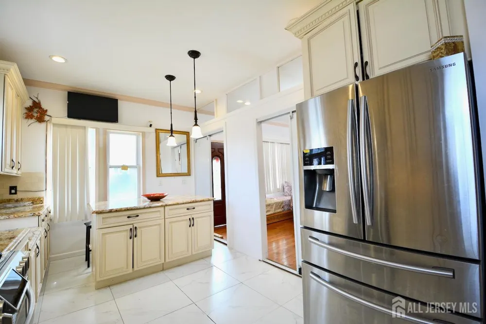 89 SE Rose Street Wood-Ridge, NJ 07075