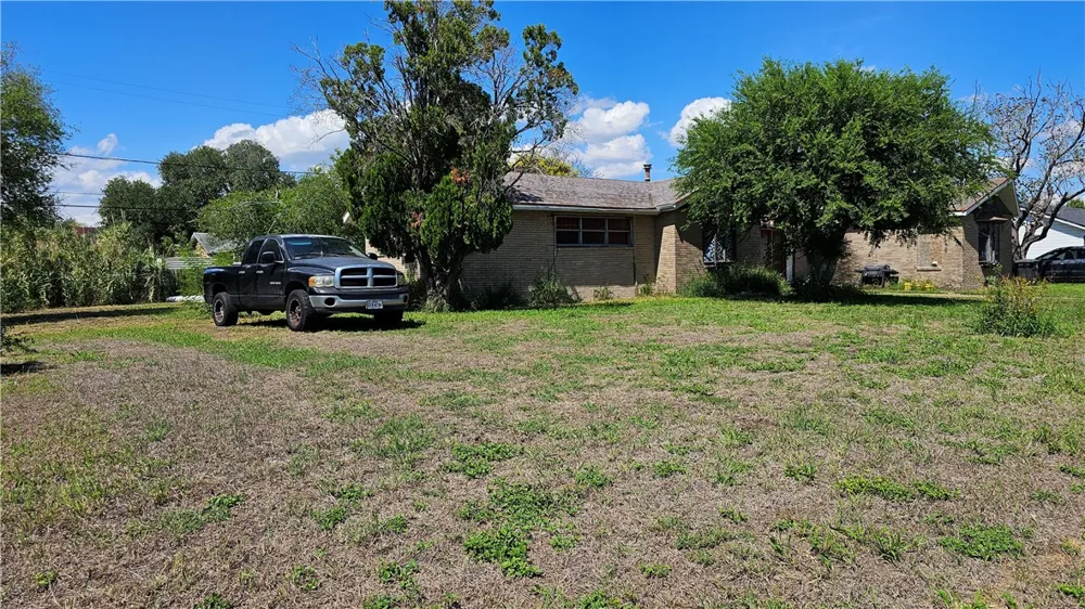 345 Bartlett Drive Corpus Christi, TX 78408