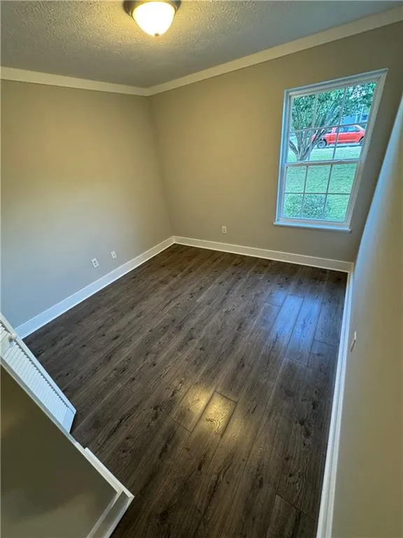 1621 Meadowood Drive Waycross, GA 31503