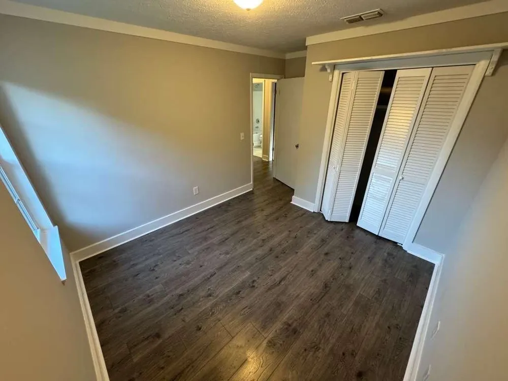 1621 Meadowood Drive Waycross, GA 31503