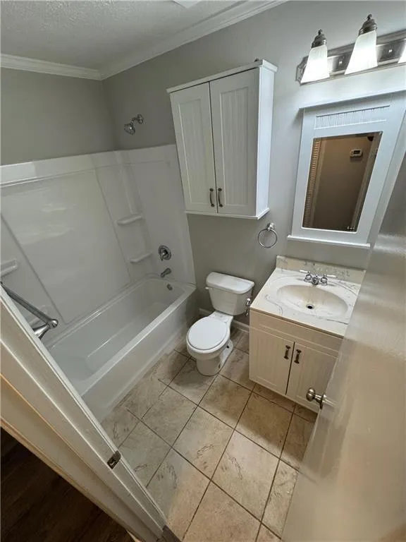 1621 Meadowood Drive Waycross, GA 31503