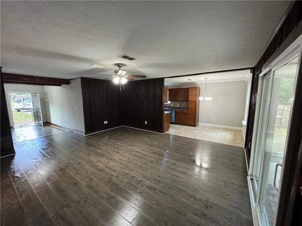 1621 Meadowood Drive Waycross, GA 31503