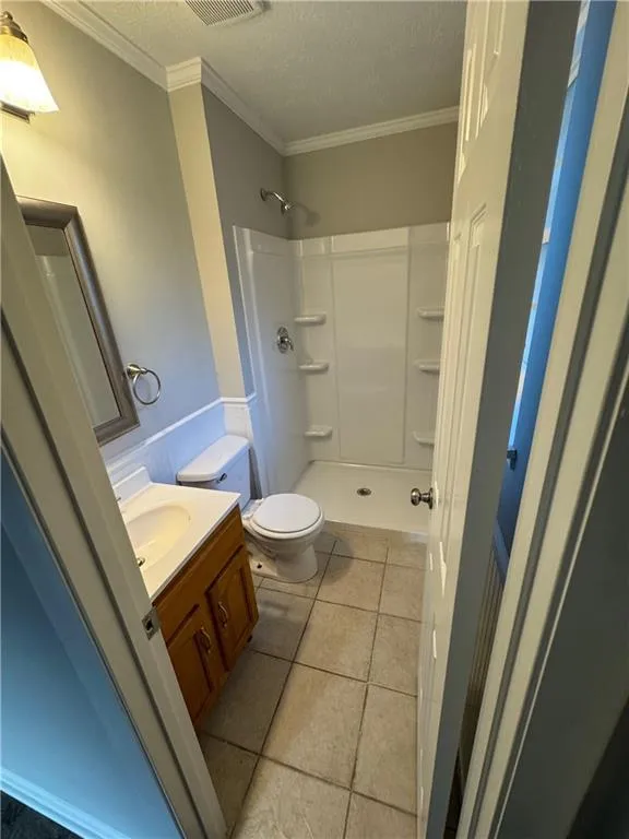 1621 Meadowood Drive Waycross, GA 31503