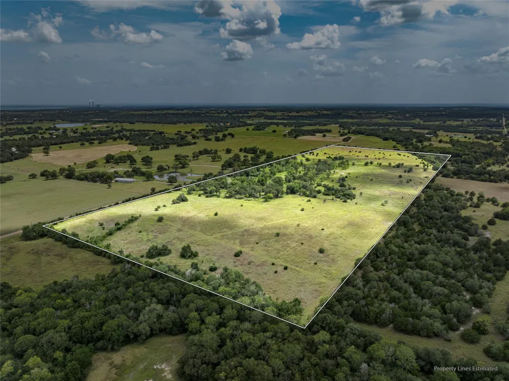 6700 Walhalla Road Round Top, TX 78954