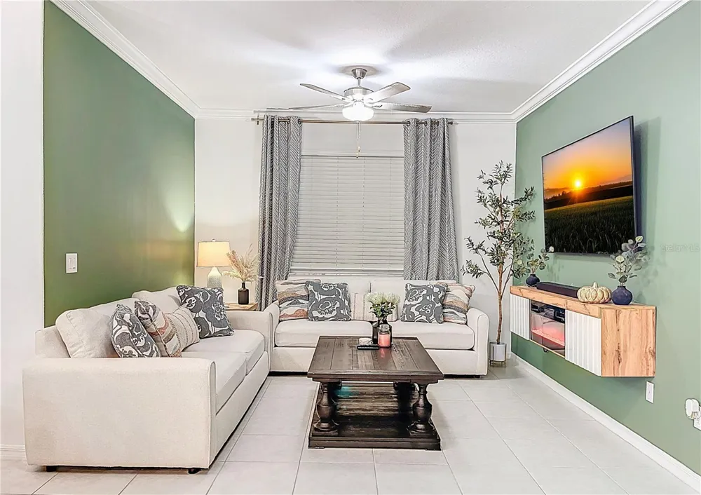 7082 RIPPLE POND LOOP Zephyrhills, FL 33541