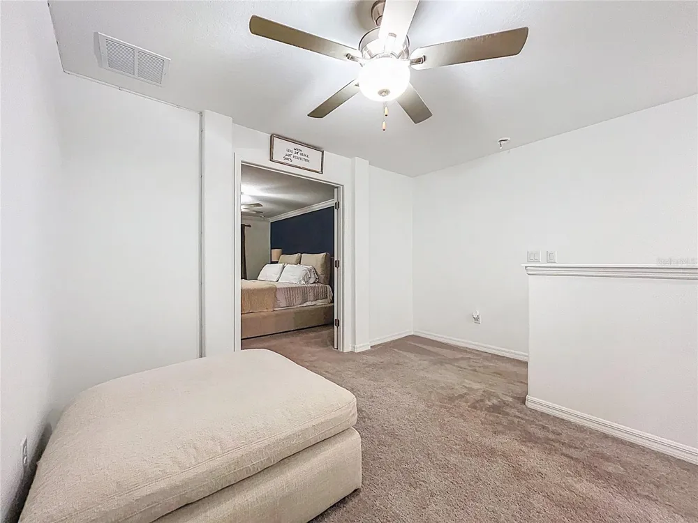 7082 RIPPLE POND LOOP Zephyrhills, FL 33541