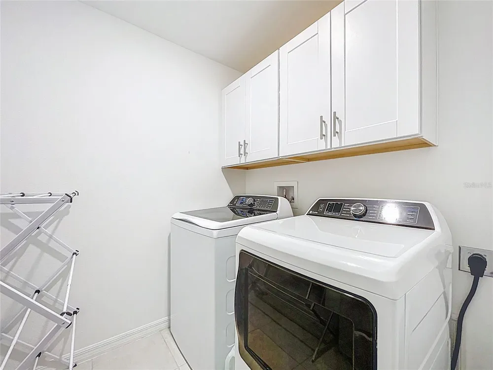 7082 RIPPLE POND LOOP Zephyrhills, FL 33541