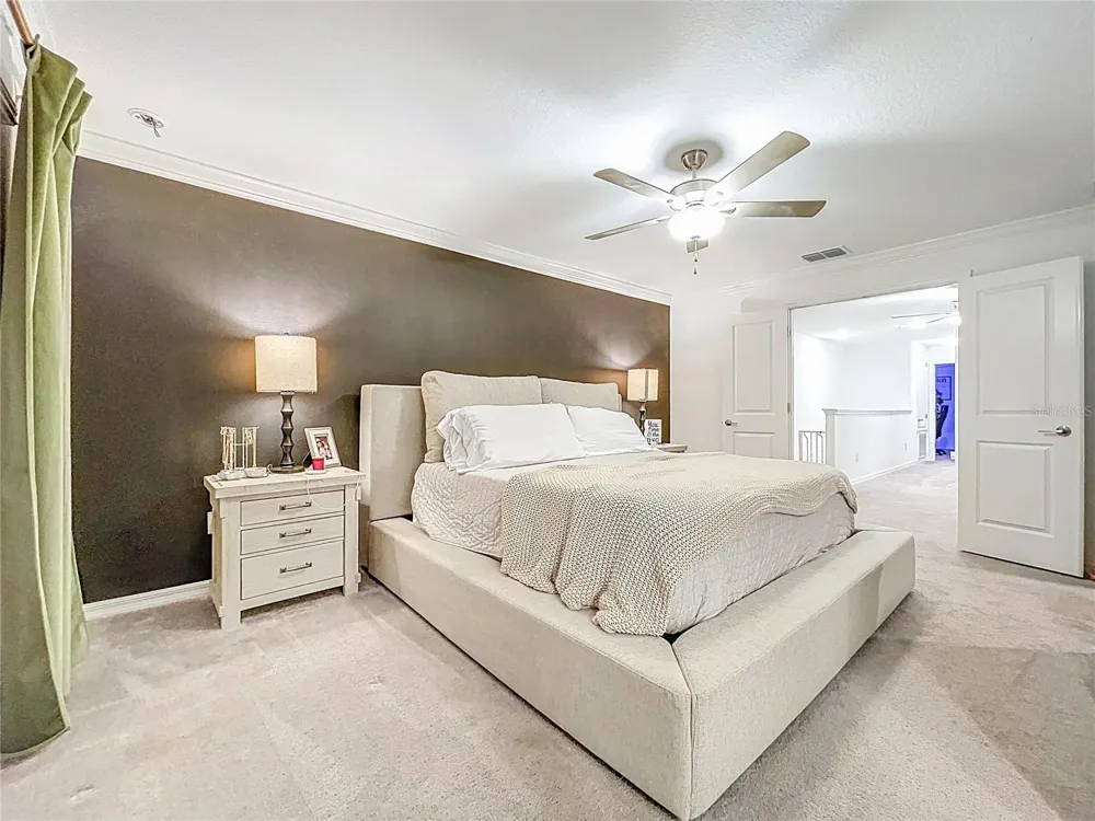 7082 RIPPLE POND LOOP Zephyrhills, FL 33541