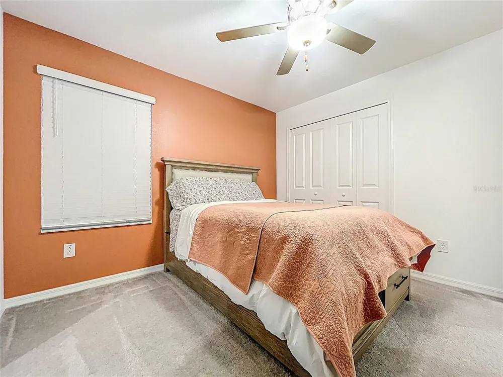 7082 RIPPLE POND LOOP Zephyrhills, FL 33541