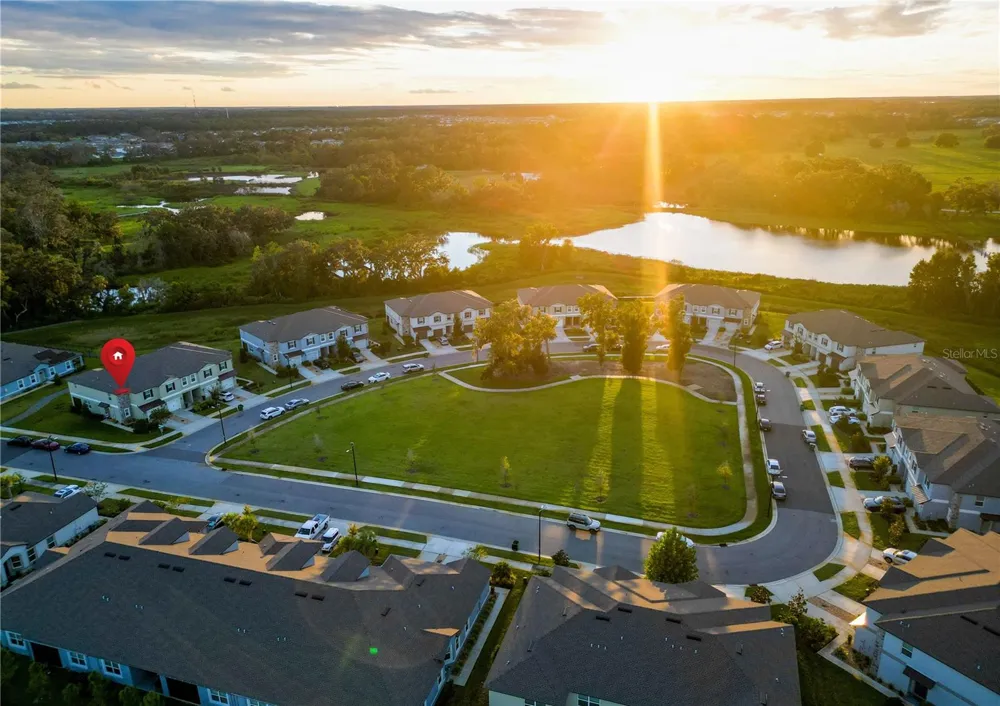 7082 RIPPLE POND LOOP Zephyrhills, FL 33541