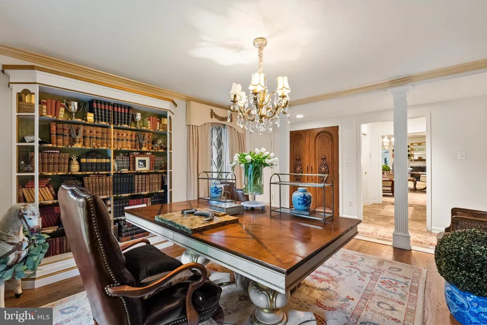 10205 CEDAR POND DRIVE Vienna, VA 22182
