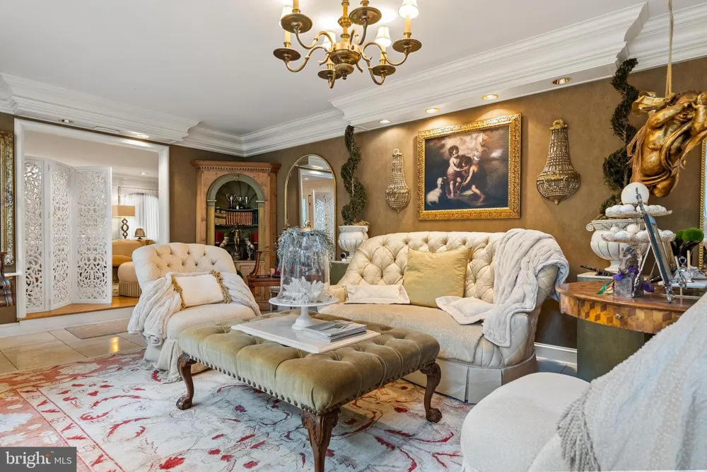 10205 CEDAR POND DRIVE Vienna, VA 22182