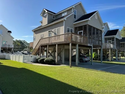 28 Maple Avenue