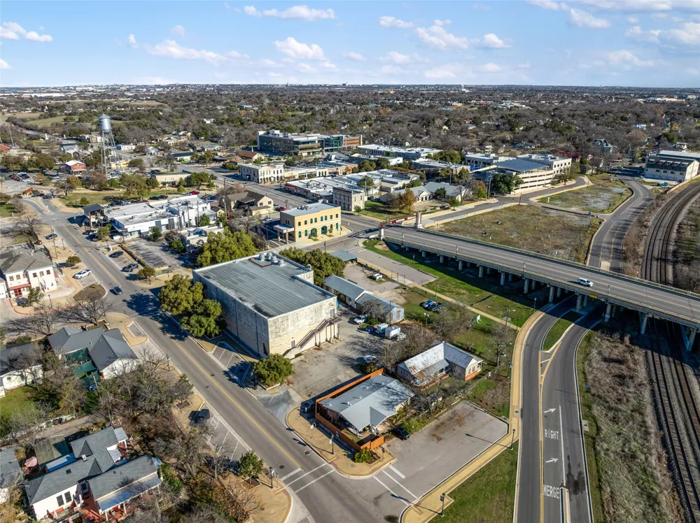 103 W Bagdad Avenue Round Rock, TX 78664