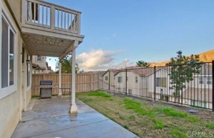 33510 Cedar Creek Lane Lake Elsinore, CA 92532
