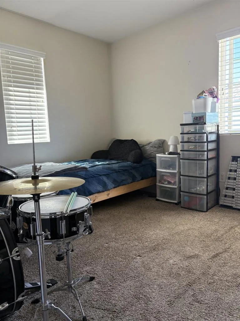 33510 Cedar Creek Lane Lake Elsinore, CA 92532