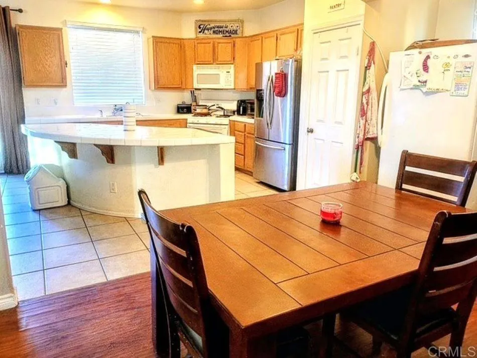 33510 Cedar Creek Lane Lake Elsinore, CA 92532