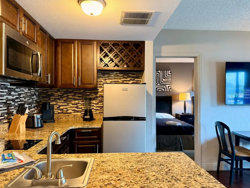 6165 CARRIER DRIVE #2203 Orlando, FL 32819