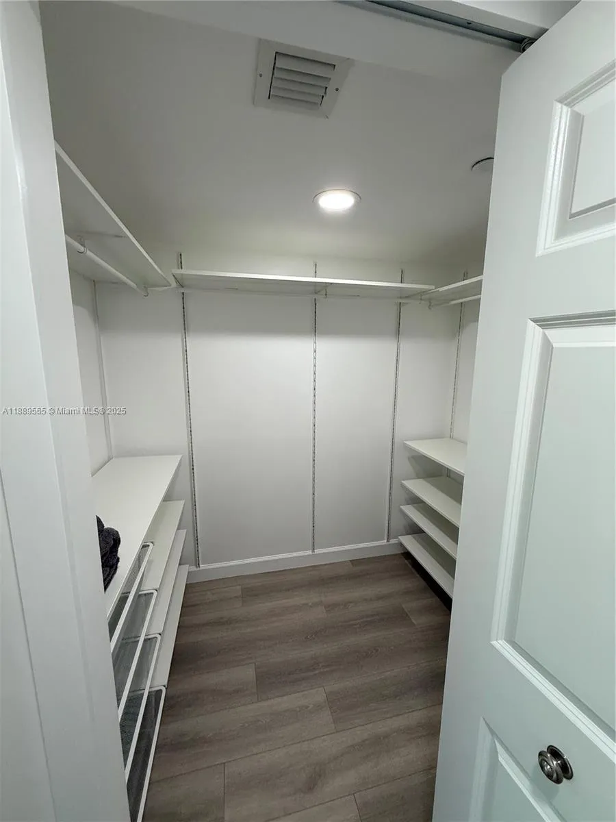 201 Golden Isles Dr #302 Hallandale Beach, FL 33009