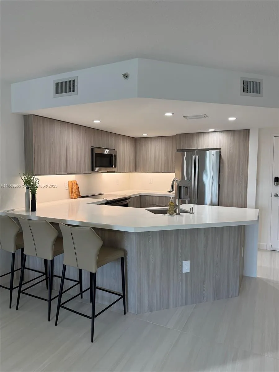 201 Golden Isles Dr #302 Hallandale Beach, FL 33009