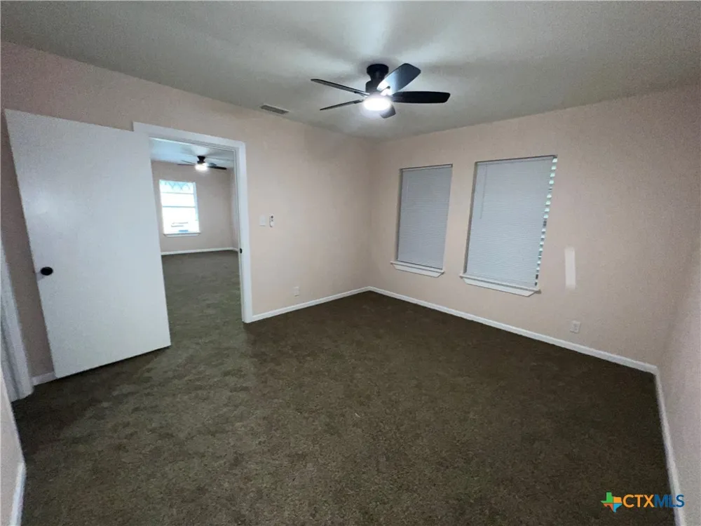 1009 Oak Street Refugio, TX 78377