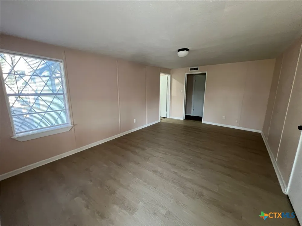 1009 Oak Street Refugio, TX 78377