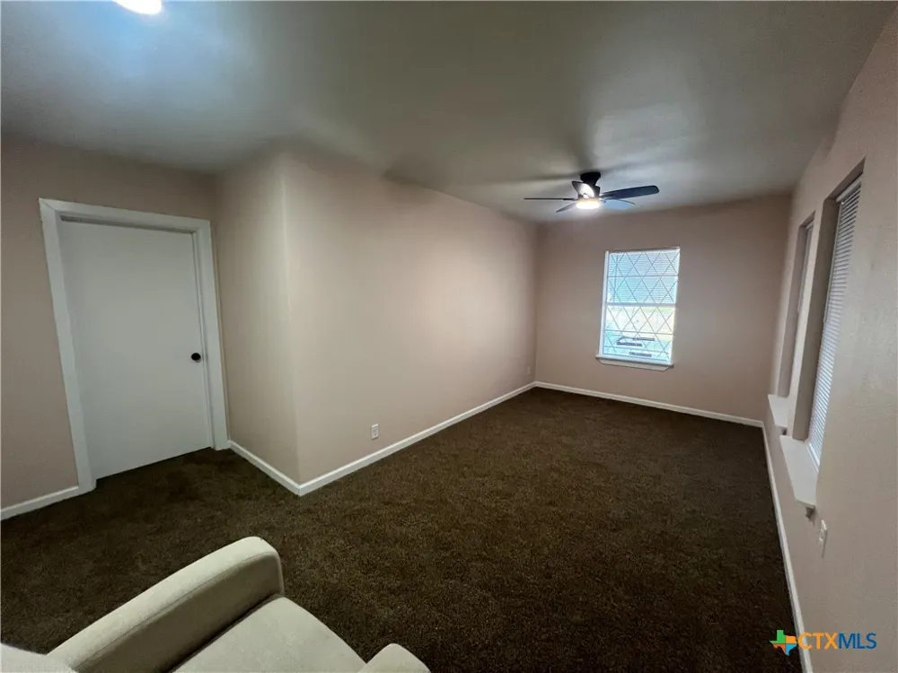 1009 Oak Street Refugio, TX 78377
