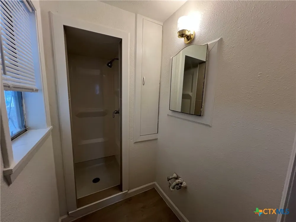 1009 Oak Street Refugio, TX 78377