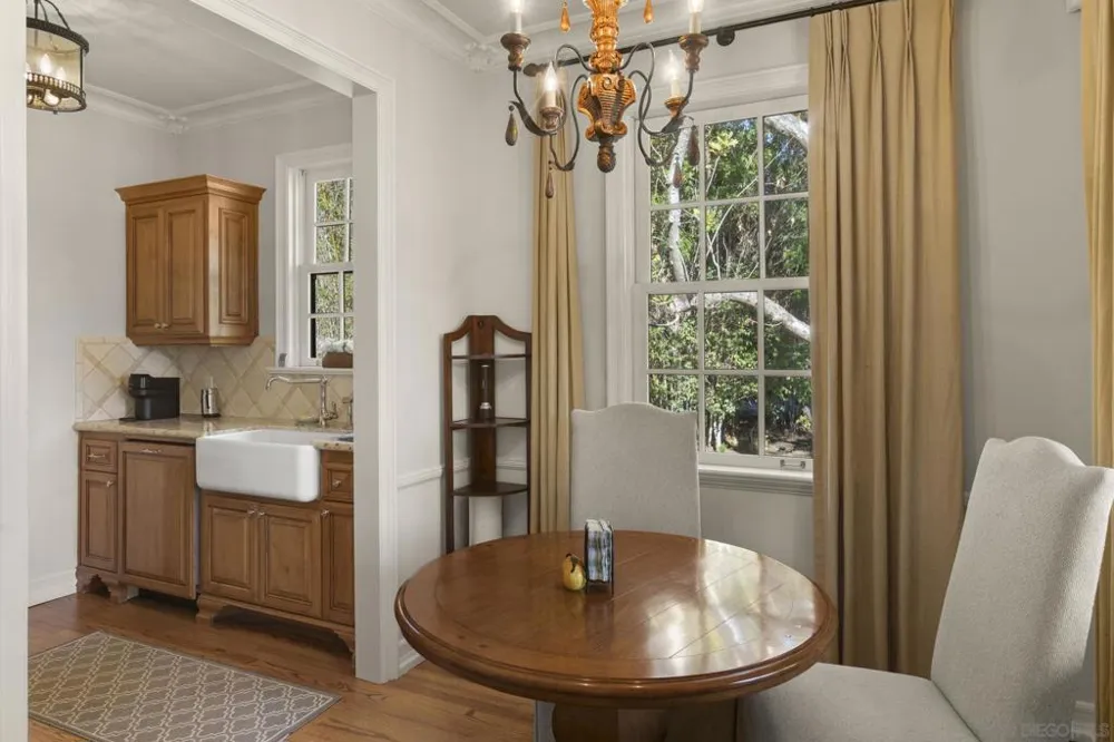 17872 Via De Fortuna Rancho Santa Fe, CA 92067