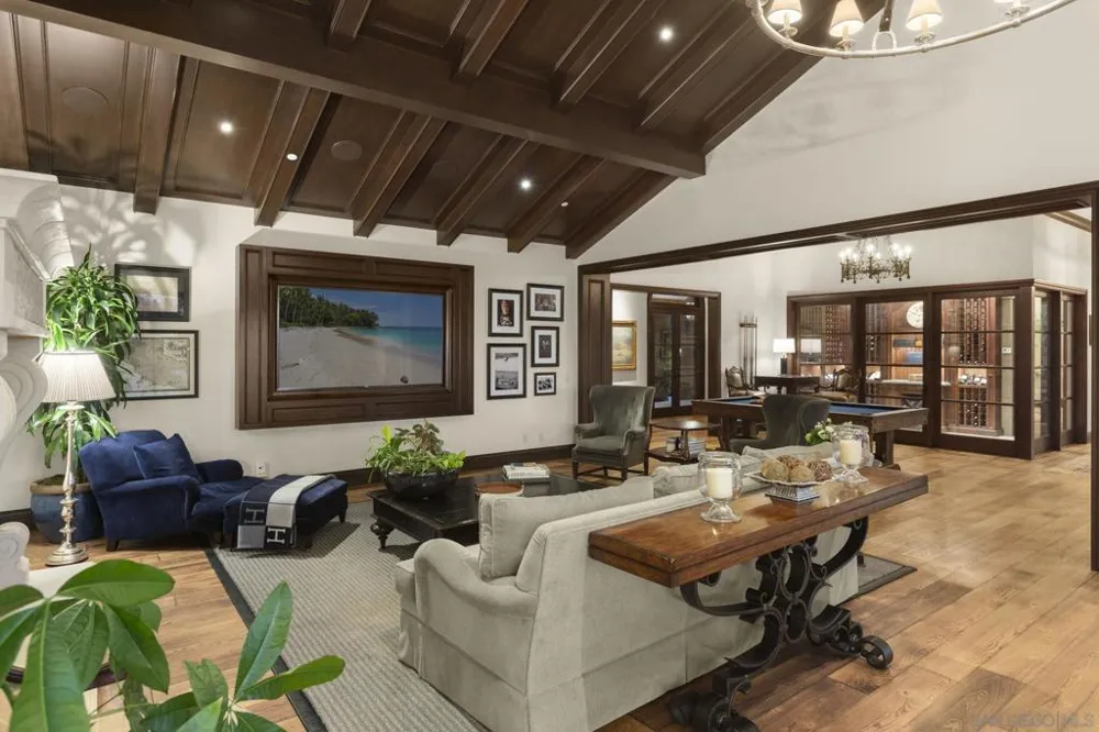 17872 Via De Fortuna Rancho Santa Fe, CA 92067