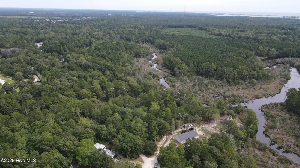 323 Clearview Drive Holly Ridge, NC 28445