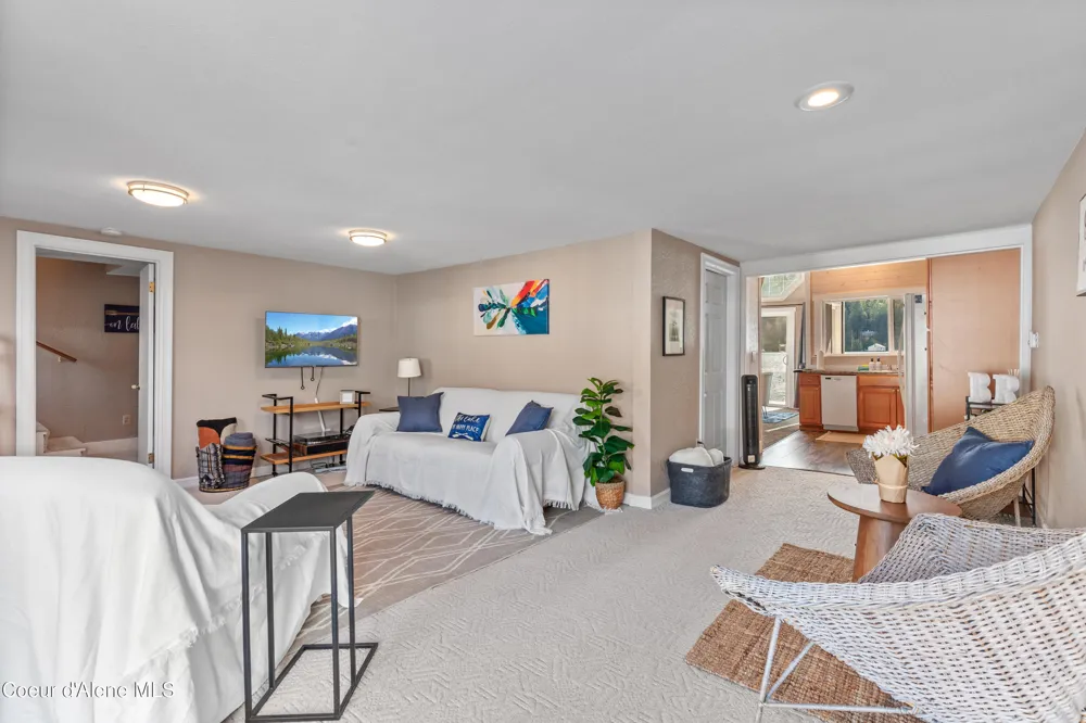 16862 E BOILEAUS G DOCK Bayview, ID 83803