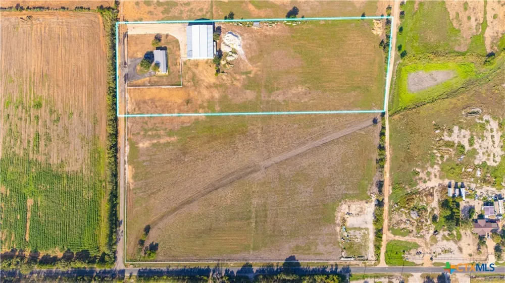 11791 Kinney Road Atascosa, TX 78002