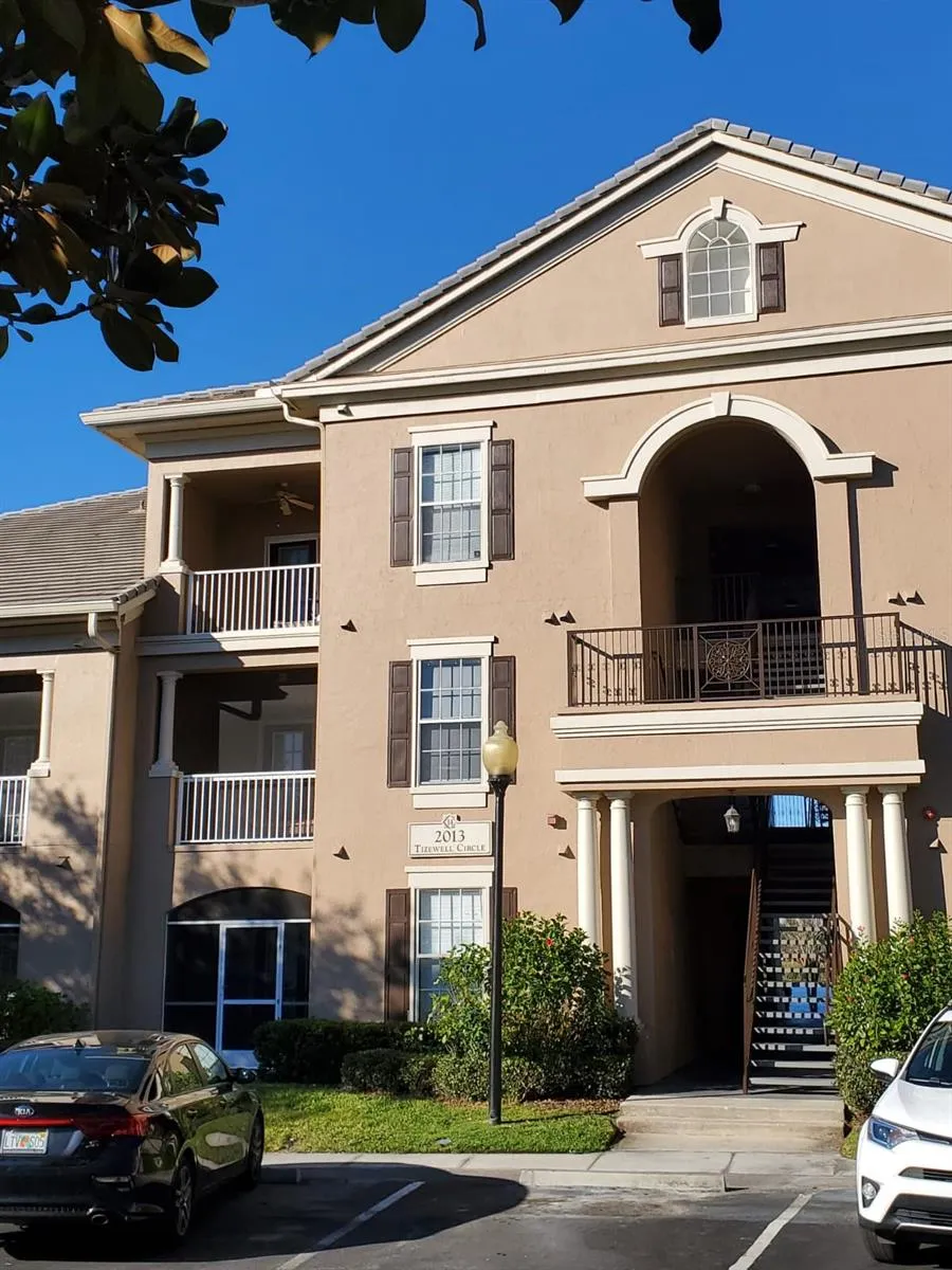 2013 TIZEWELL CIRCLE #1403 Orlando, FL 32837