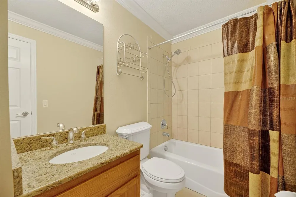 620 YARDARM DRIVE #10 Apollo Beach, FL 33572