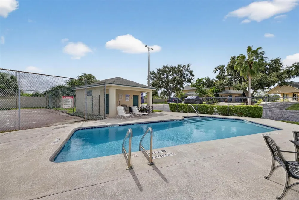 620 YARDARM DRIVE #10 Apollo Beach, FL 33572