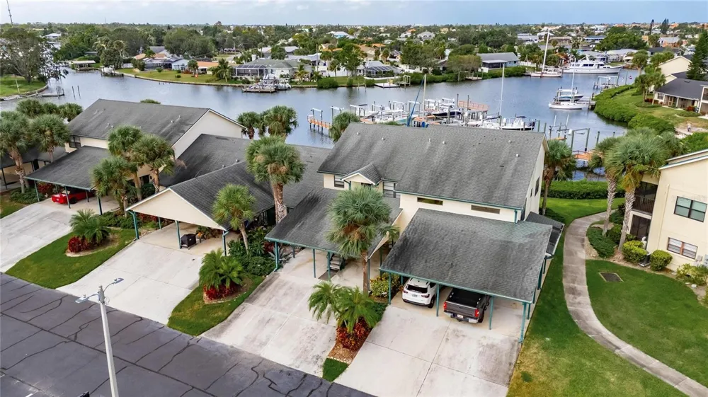620 YARDARM DRIVE #10 Apollo Beach, FL 33572