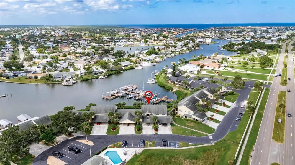 620 YARDARM DRIVE #10 Apollo Beach, FL 33572