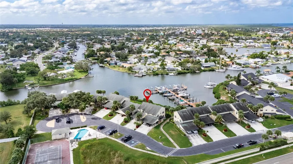 620 YARDARM DRIVE #10 Apollo Beach, FL 33572