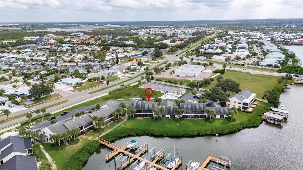 620 YARDARM DRIVE #10 Apollo Beach, FL 33572