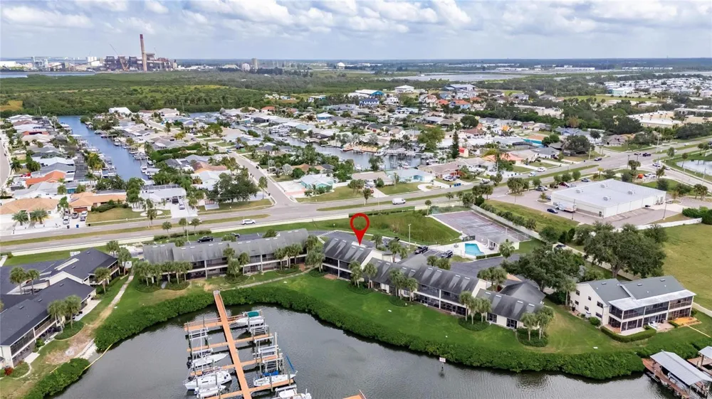 620 YARDARM DRIVE #10 Apollo Beach, FL 33572